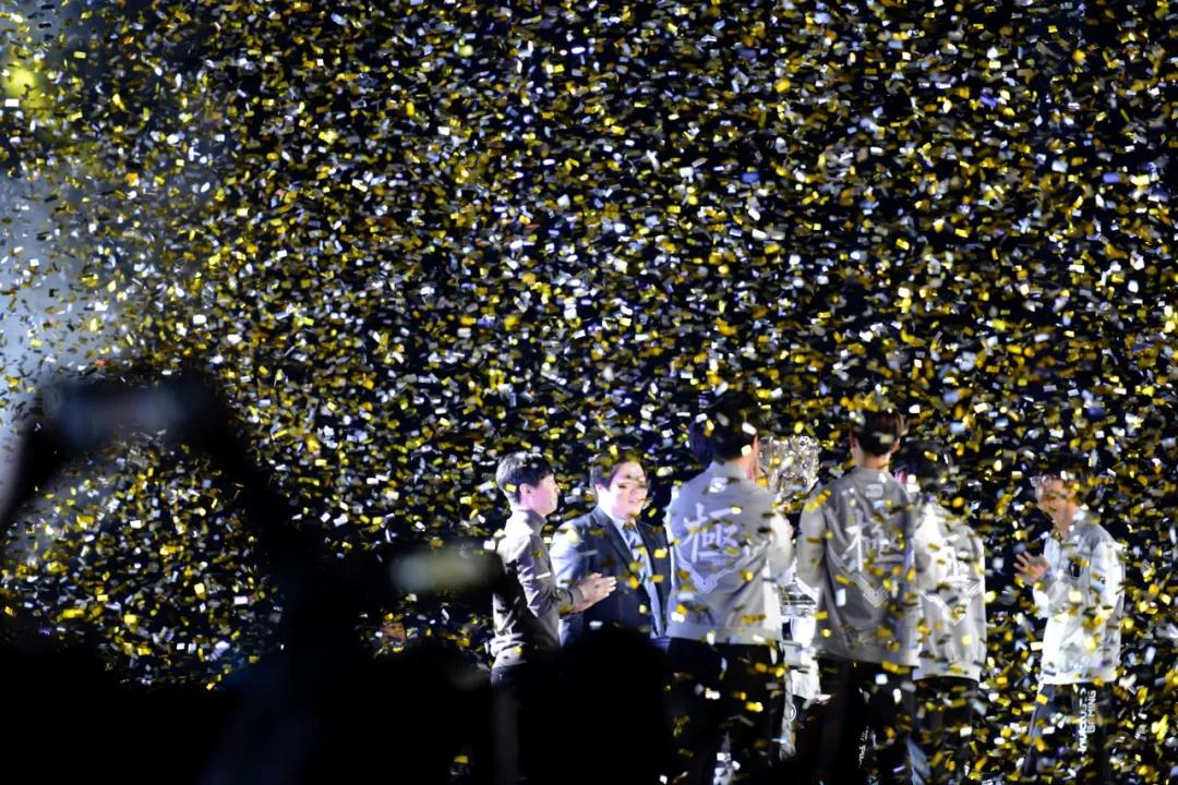 HLTV奖项：年度最佳得分选手 - b1t